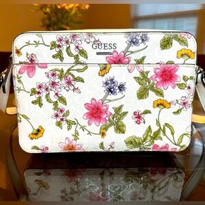 Guess Floral Crossbody